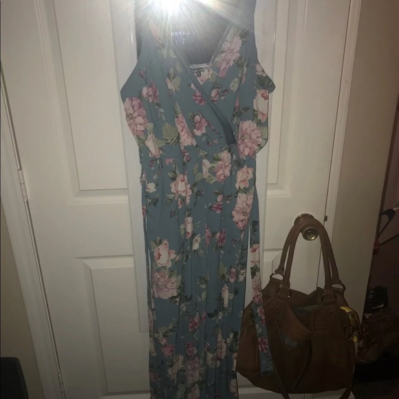 Floral Spaghetti strapped Jumpsuit - Picture 1 of 5